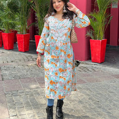 Door hand-embroidered malmal Kurti with gift💝 inside/ Door kurti