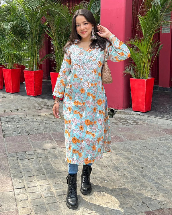 Door hand-embroidered malmal Kurti with gift💝 inside/ Door kurti