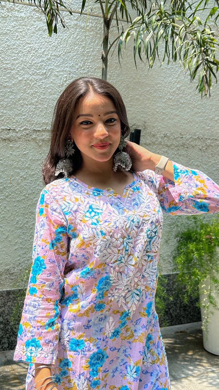 Door hand-embroidered malmal Kurti with gift💝 inside/ Door kurti