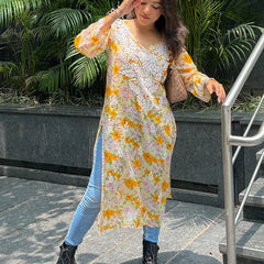 Door hand-embroidered malmal Kurti with gift💝 inside/ Door kurti