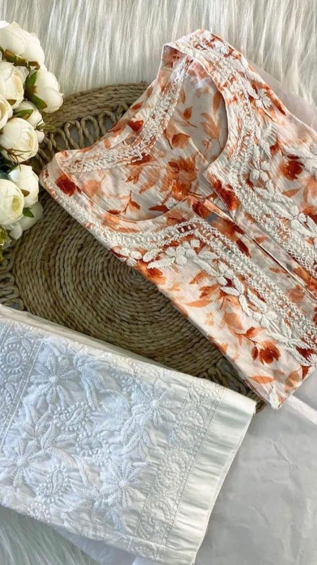 Neitra hand-embroidered malmal Kurti