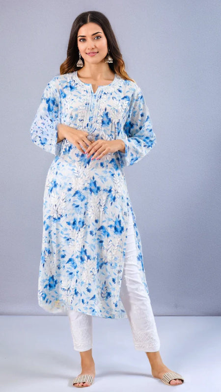 Neitra hand-embroidered malmal Kurti