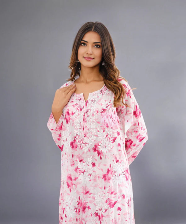 Neitra hand-embroidered malmal Kurti