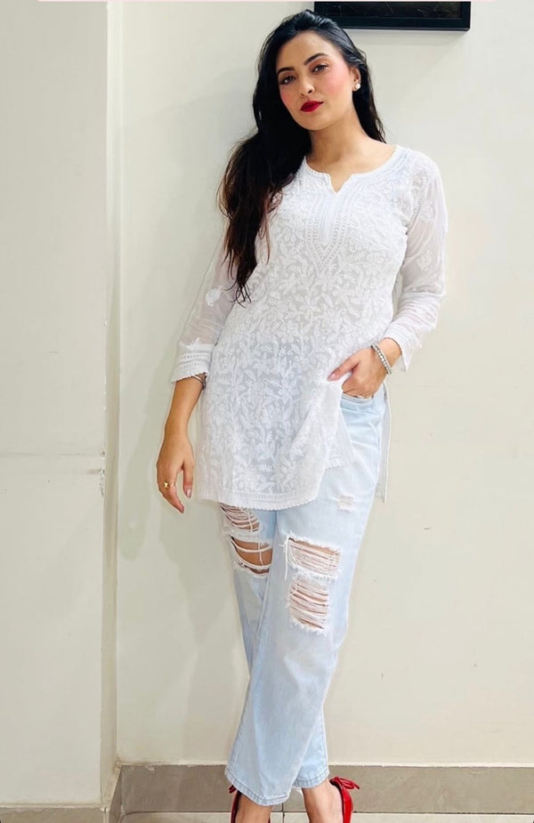 VISCOSE SHORT JAAL KURTI WITH FREE GIFT ๐ INSIDE