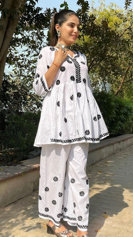 COTTON SHORT KURTI SET WITH GIFT ๐ INSIDE