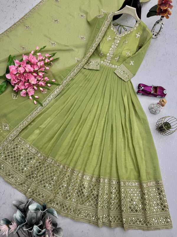 NEW Launching *REAL MODELLING* Designer Party Wear Look Collection