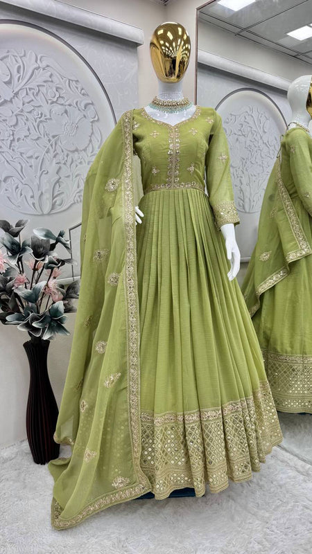 NEW Launching *REAL MODELLING* Designer Party Wear Look Collection