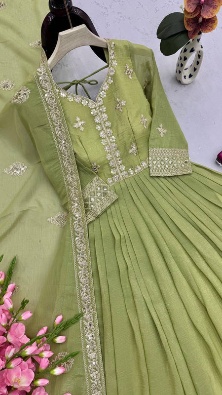 NEW Launching *REAL MODELLING* Designer Party Wear Look Collection