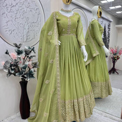 NEW Launching *REAL MODELLING* Designer Party Wear Look Collection