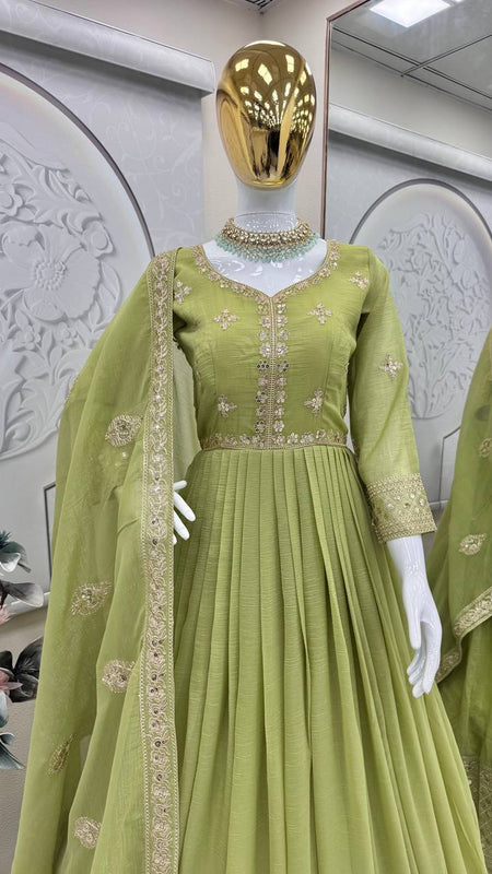 NEW Launching *REAL MODELLING* Designer Party Wear Look Collection