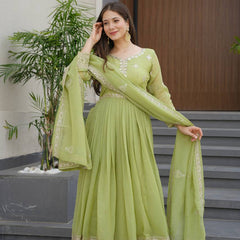 NEW Launching *REAL MODELLING* Designer Party Wear Look Collection