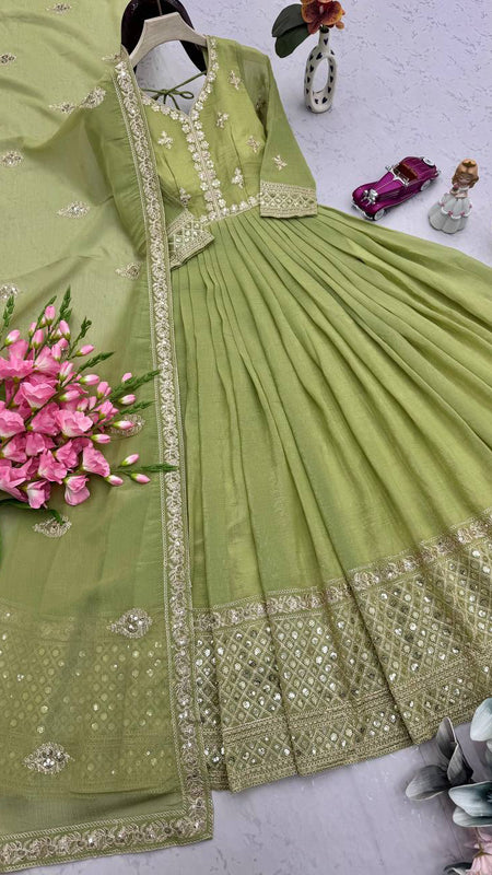 NEW Launching *REAL MODELLING* Designer Party Wear Look Collection