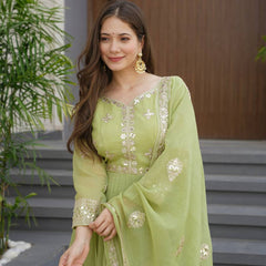 NEW Launching *REAL MODELLING* Designer Party Wear Look Collection