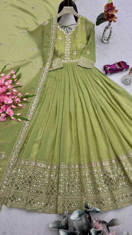 NEW Launching *REAL MODELLING* Designer Party Wear Look Collection