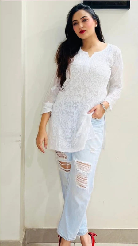 VISCOSE SHORT JAAL KURTI WITH FREE GIFT 💝 INSIDE