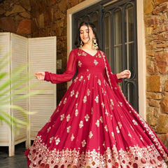 RED GEORGETTE GOWN SET WITH GOLDEN WORK