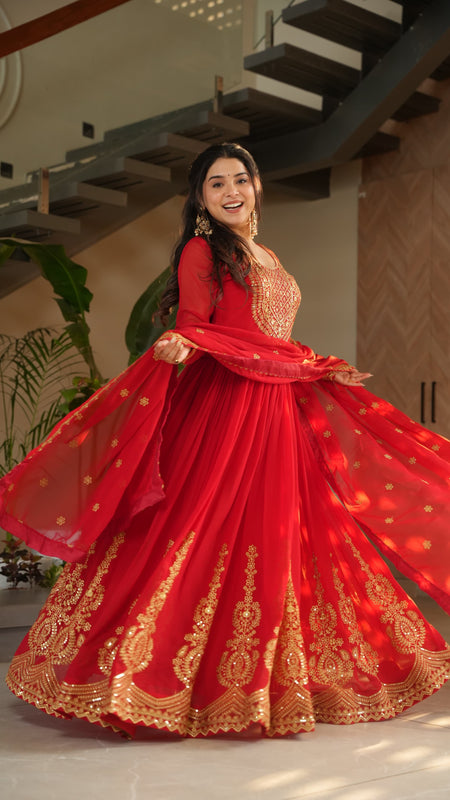 KAREENA GOWN WITH ZARIWOR AND DUPATTA