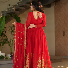 KAREENA GOWN WITH ZARIWOR AND DUPATTA