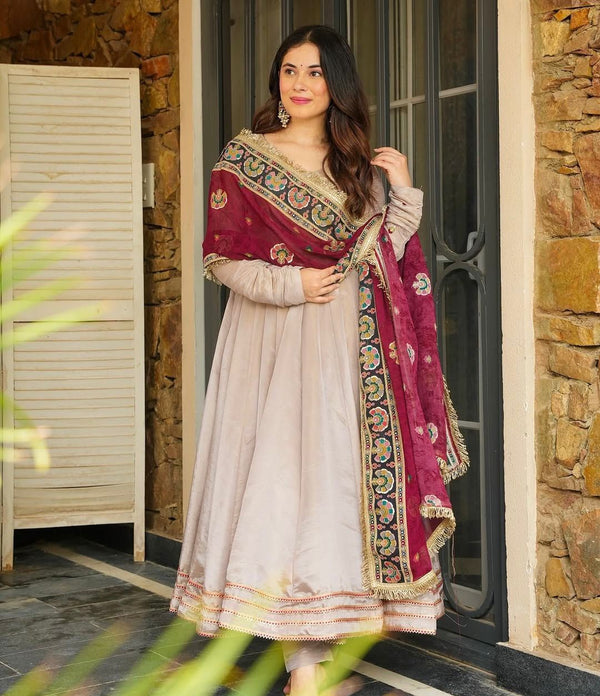 PREMIUM ISHANI DESIGNER READYMADE GOWN-DUPATTA