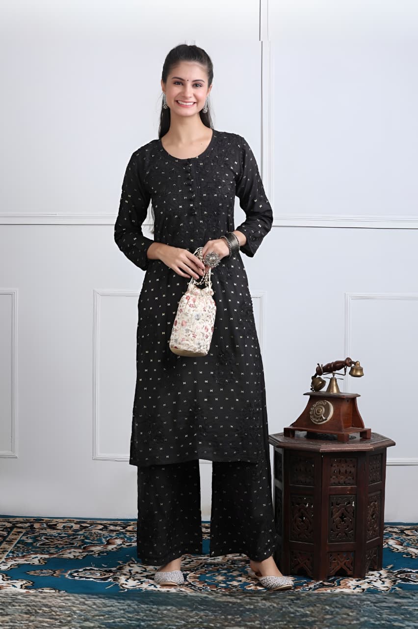 PREMIUM CHANDERI SET WITH FREE 💝 INSIDE – CLASSIKARI