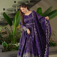NEW Launching  *REAL MODELLING* Designer Party Wear Look Collection