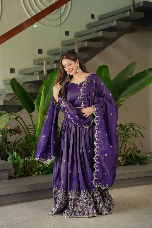 NEW Launching  *REAL MODELLING* Designer Party Wear Look Collection