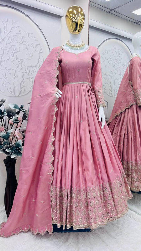 NEW Launching  *REAL MODELLING* Designer Party Wear Look Collection